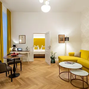 Theaterhotel & Viyana