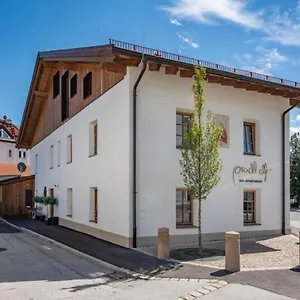 Hotel Pradl Elf My- ***