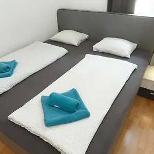 Апартаменты In Near Schoenbrunn & Westbahnhof - Keyless Check-in