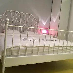 Green Apartment Апартаменты Бухарест